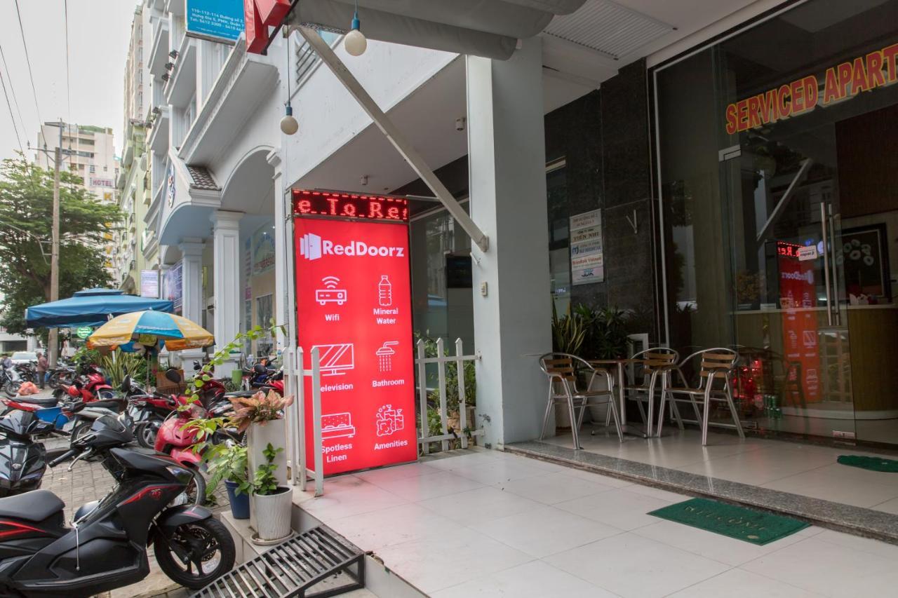 Reddoorz Near Sc Vivocity Mall 2 Хошимин Экстерьер фото