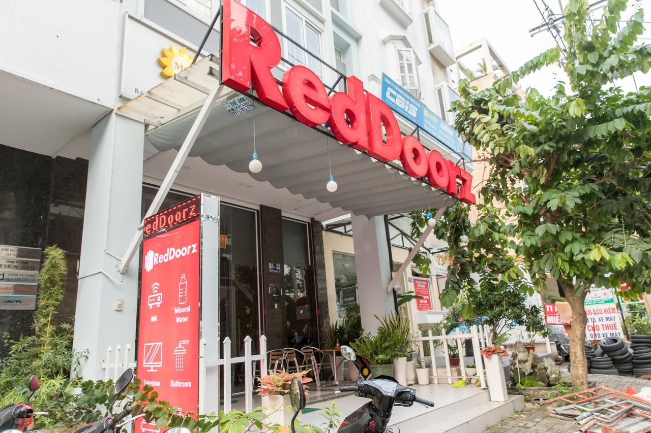 Reddoorz Near Sc Vivocity Mall 2 Хошимин Экстерьер фото