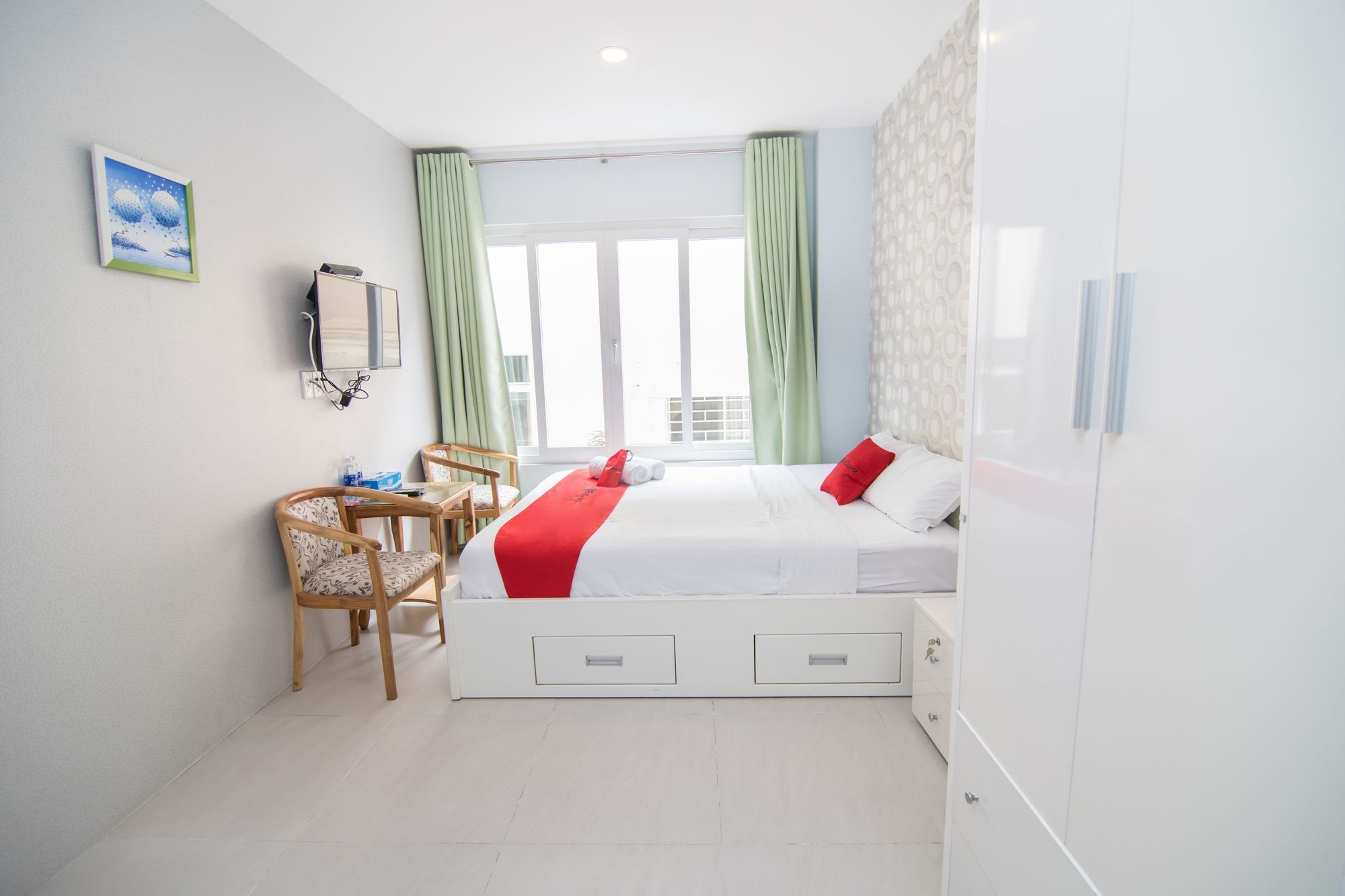 Reddoorz Near Sc Vivocity Mall 2 Хошимин Экстерьер фото